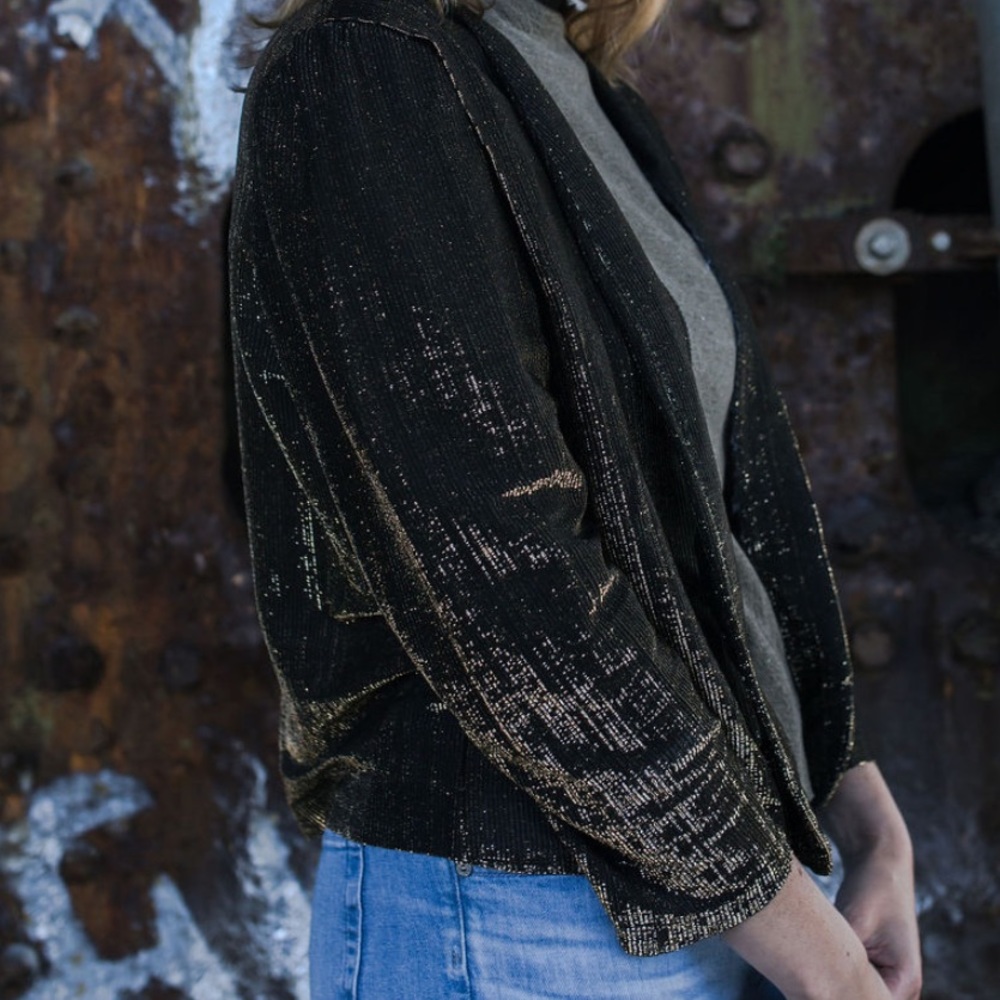 Cropped lurex light weight bolero